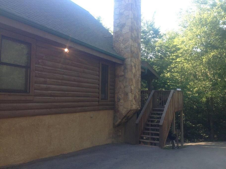 Peace By The Lake Sevierville Exterior foto