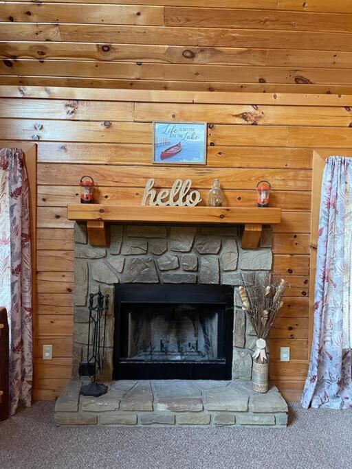 Peace By The Lake Sevierville Exterior foto